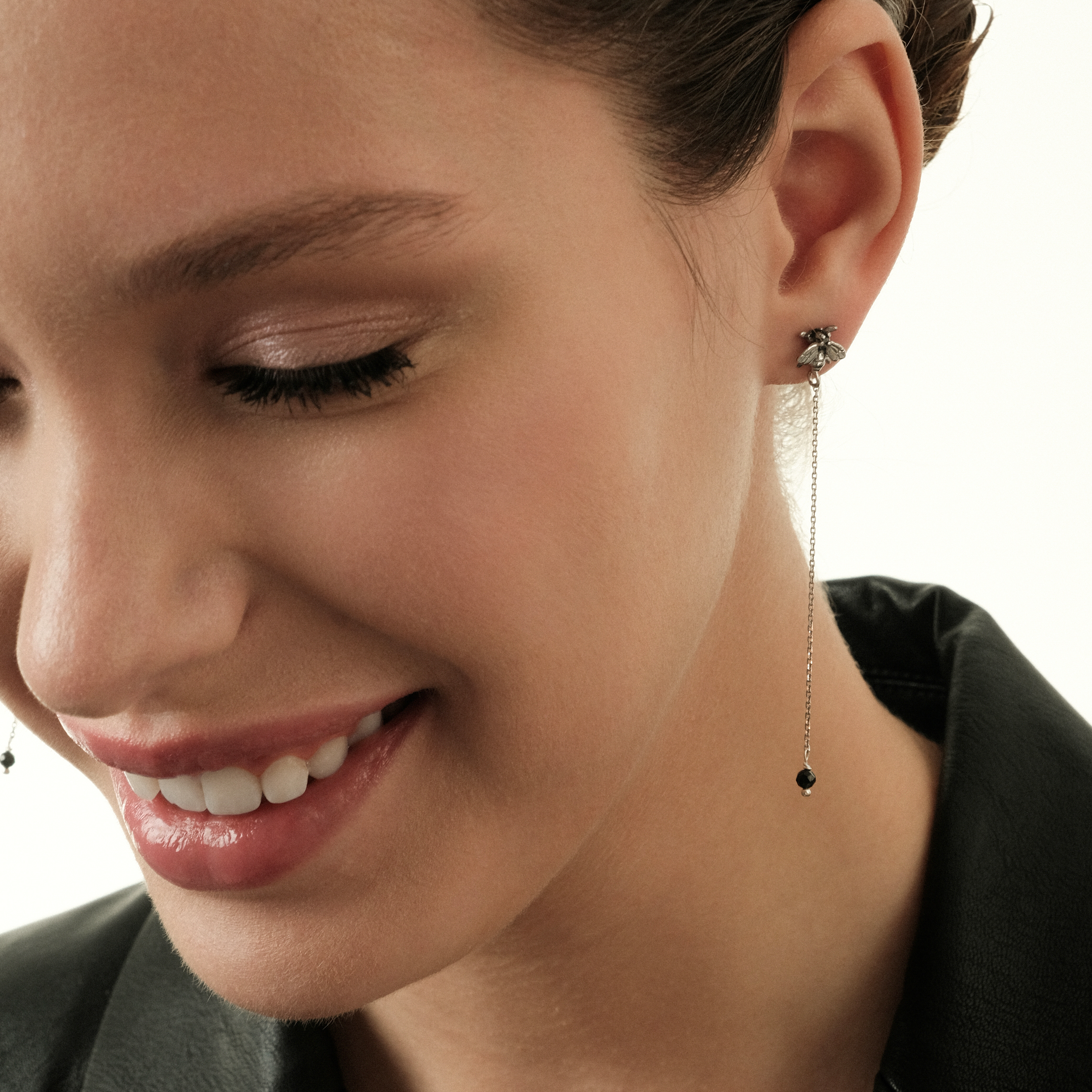 Fly earrings with a white brass chain