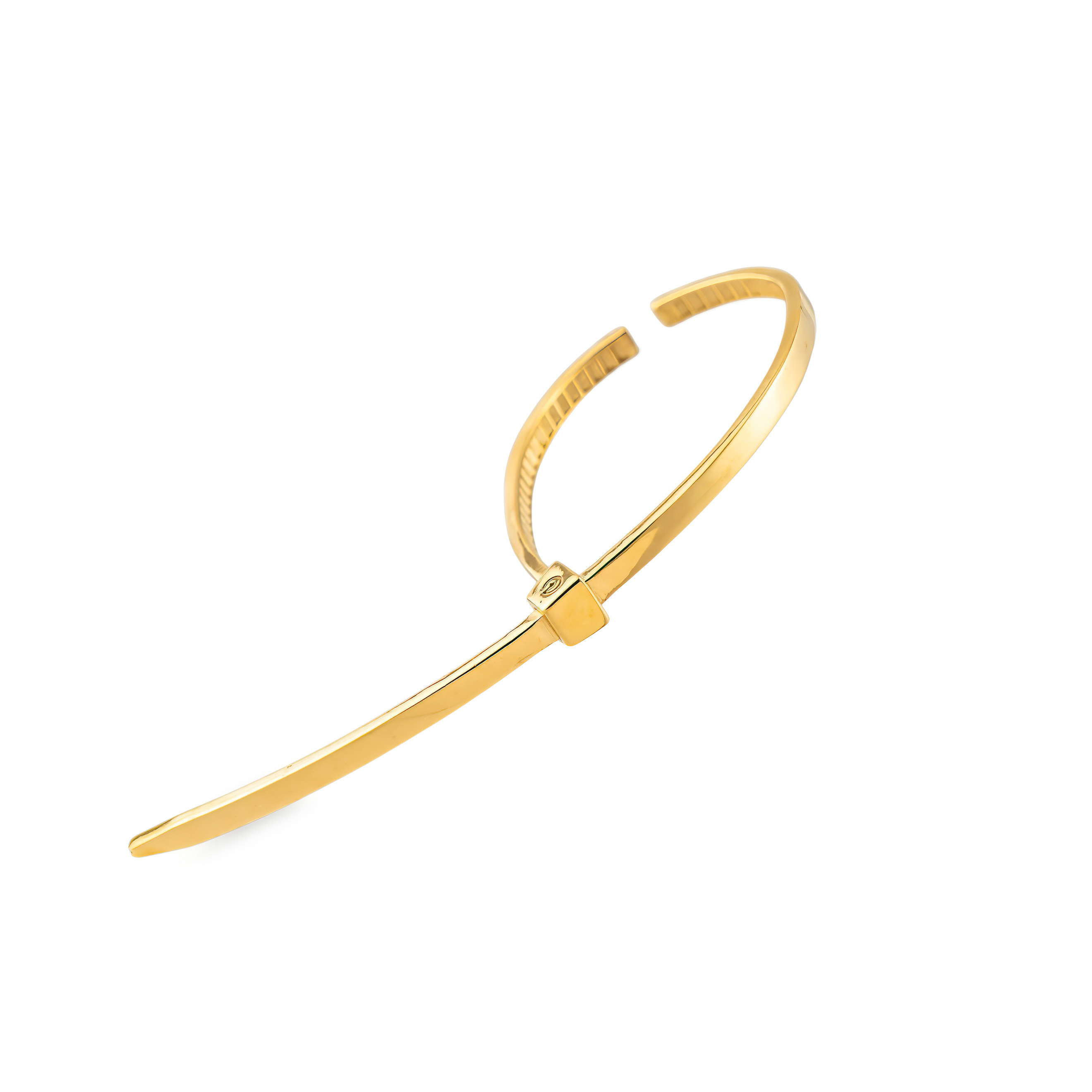 Gold-plated cuff-puff made of silver