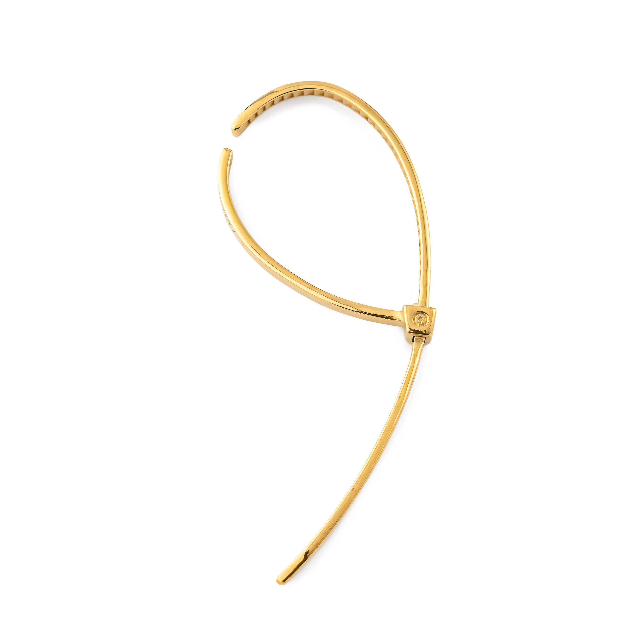 Gold-plated cuff-puff made of silver