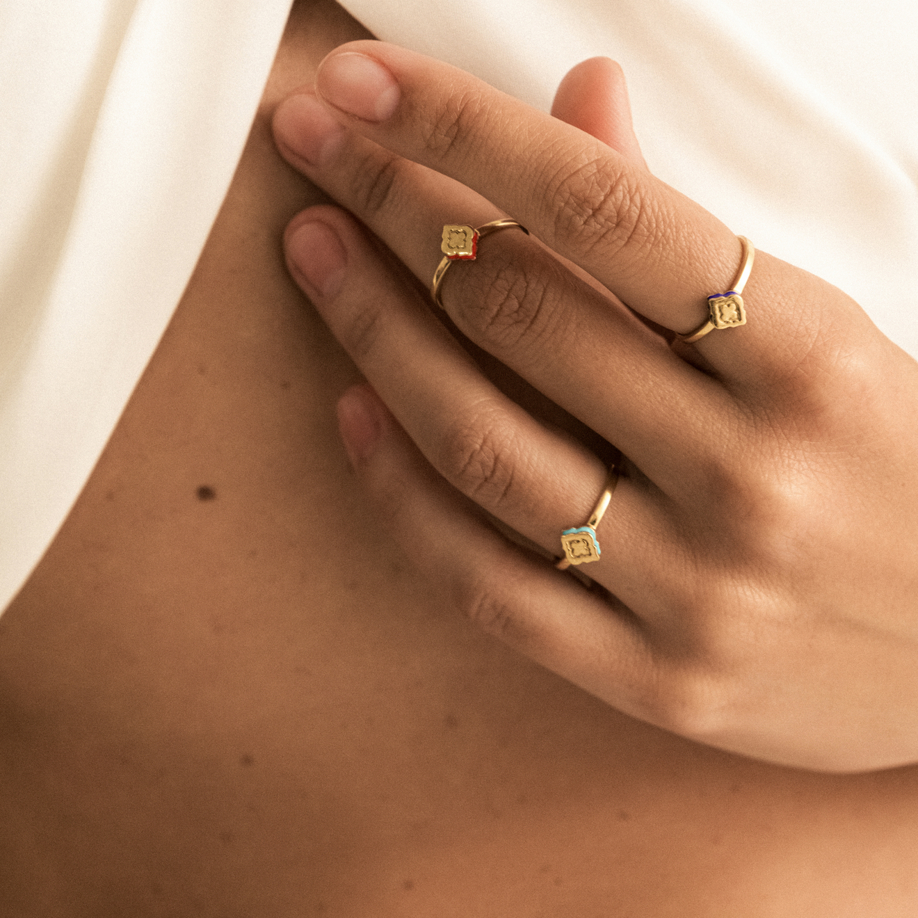 цена LUTA Jewelry Серебряное кольцо Марокко с розовой эмалью и позолотой