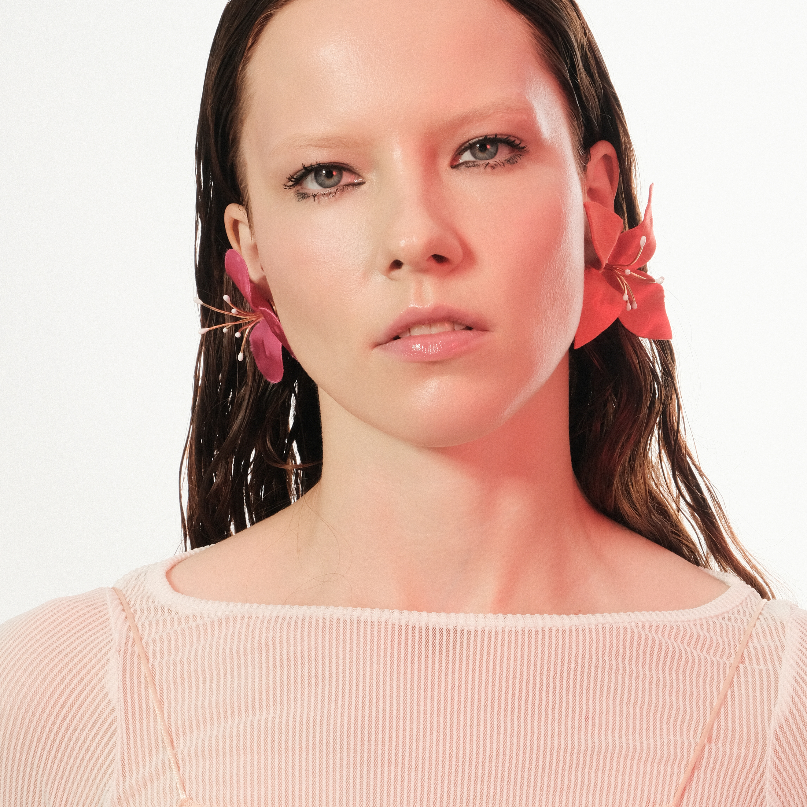Крупные серьги цветы из ткани
