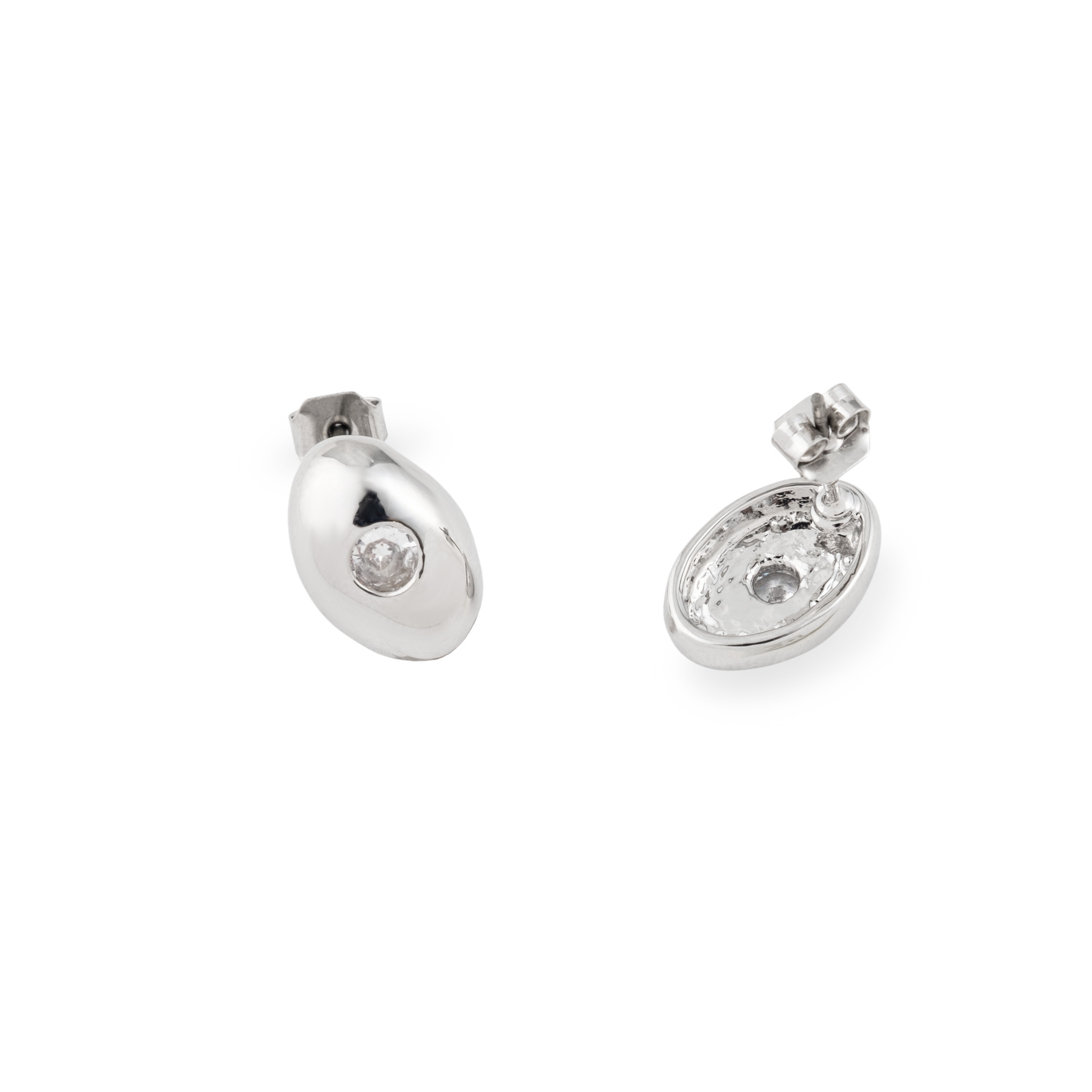 Eye sockets with crystal