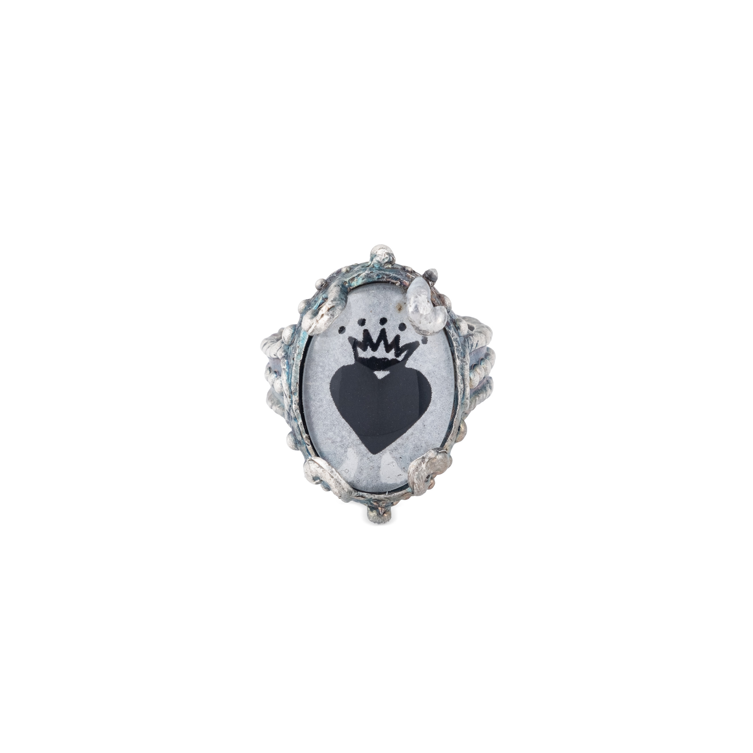 A small Heart ring with a crown
