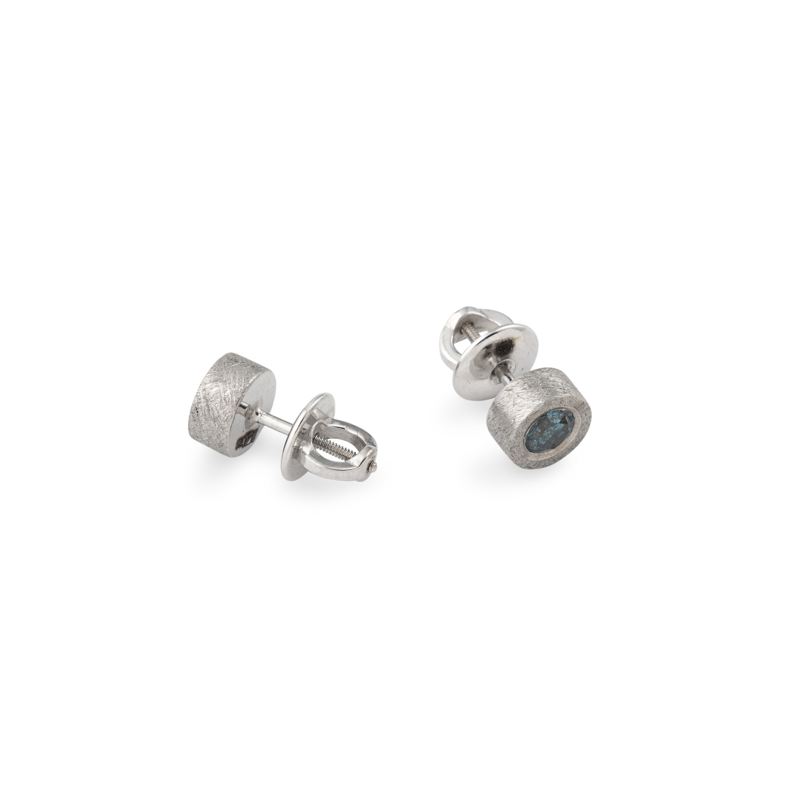 серьги Fragile Rose из золота с бриллиантами