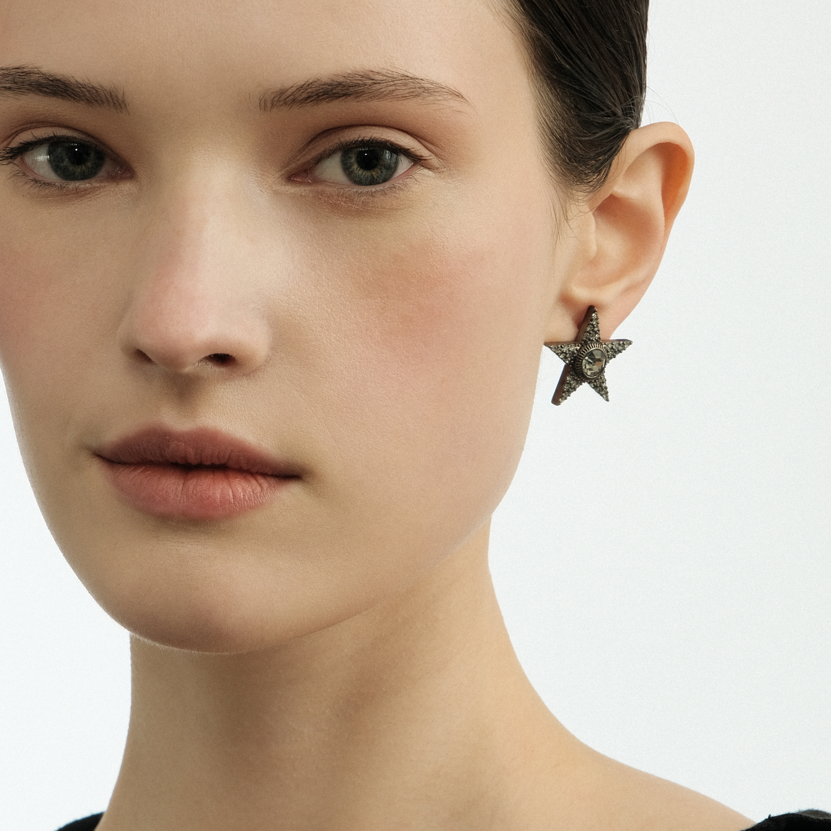 Black poussettes stars with crystals