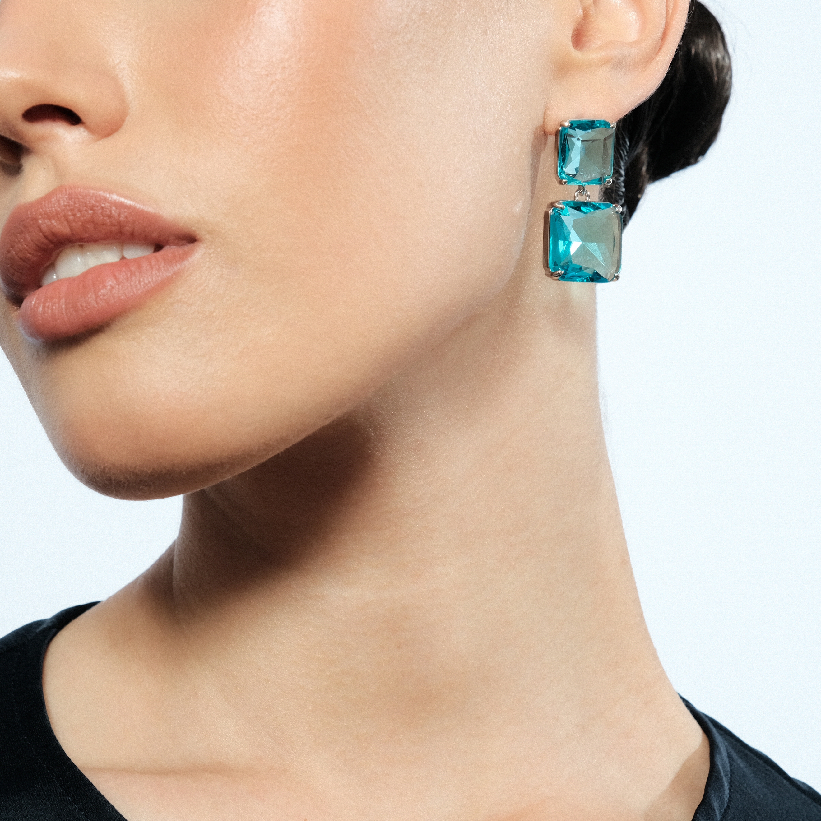 Earrings with large blue crystals
