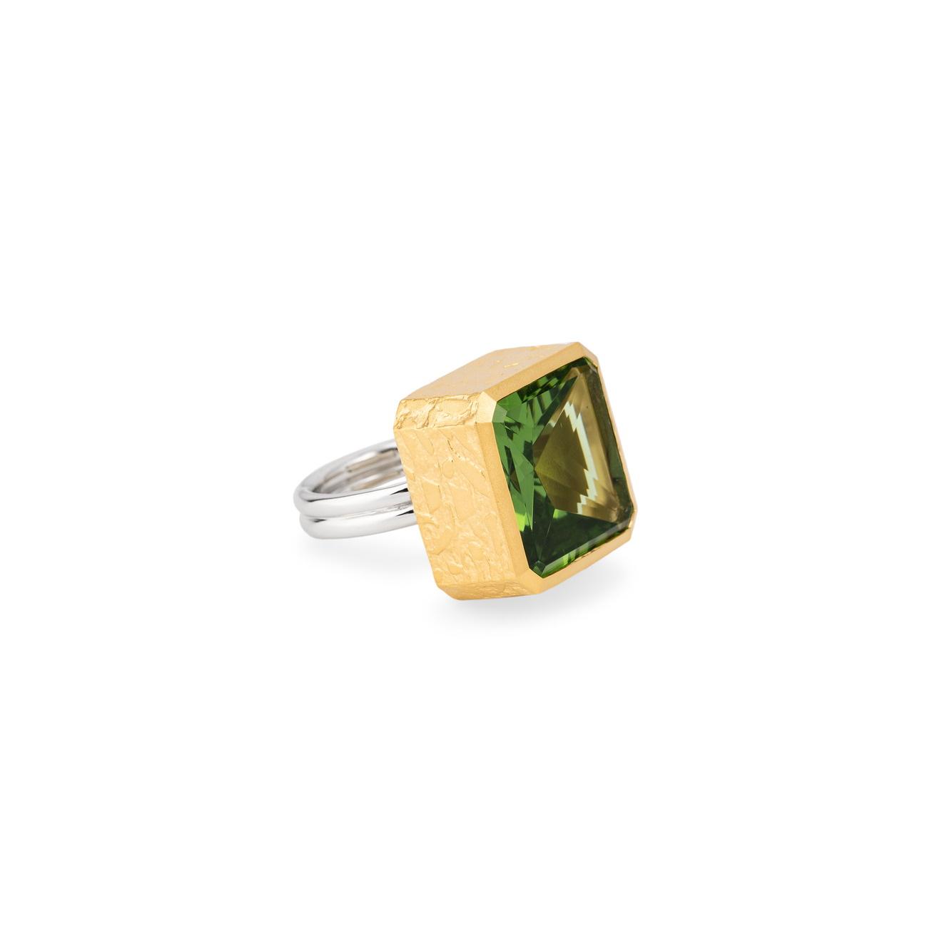 tilda двойное биколорное кольцо нимб из серебра с позолотой SKYE Биколорное кольцо из серебра с крупным зеленым кристаллом