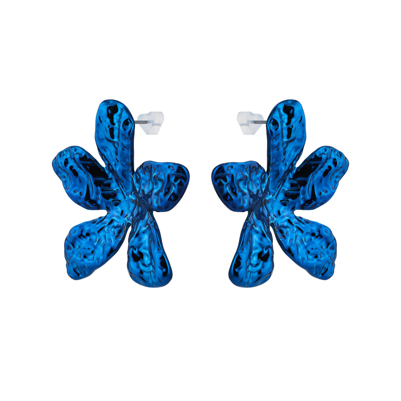 Free Form Jewelry Синие мятые серьги-цветы облегченные мятые серьги kalinka