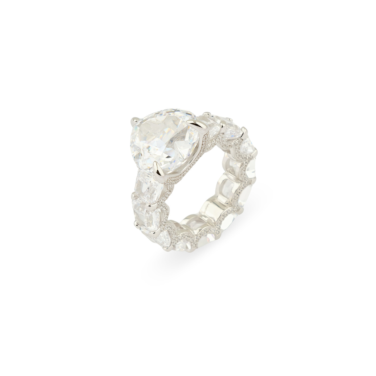 Holy Silver Кольцо из серебра с дорожкой из белых кристаллов и крупным белым кристаллом сердце
