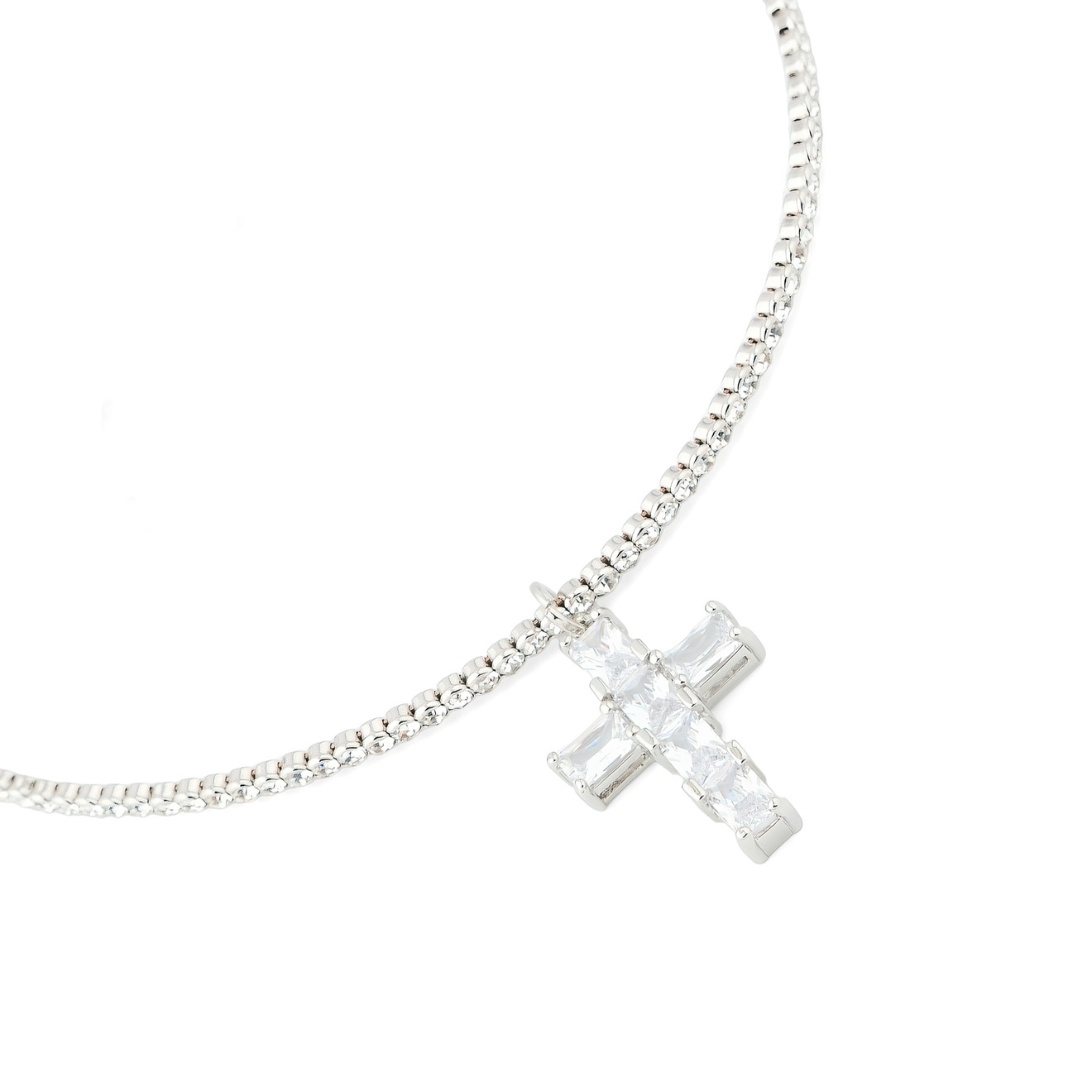 Herald Percy Чокер с белыми кристаллами и крестом herald percy золотистое длинное колье с крестом с кристаллами