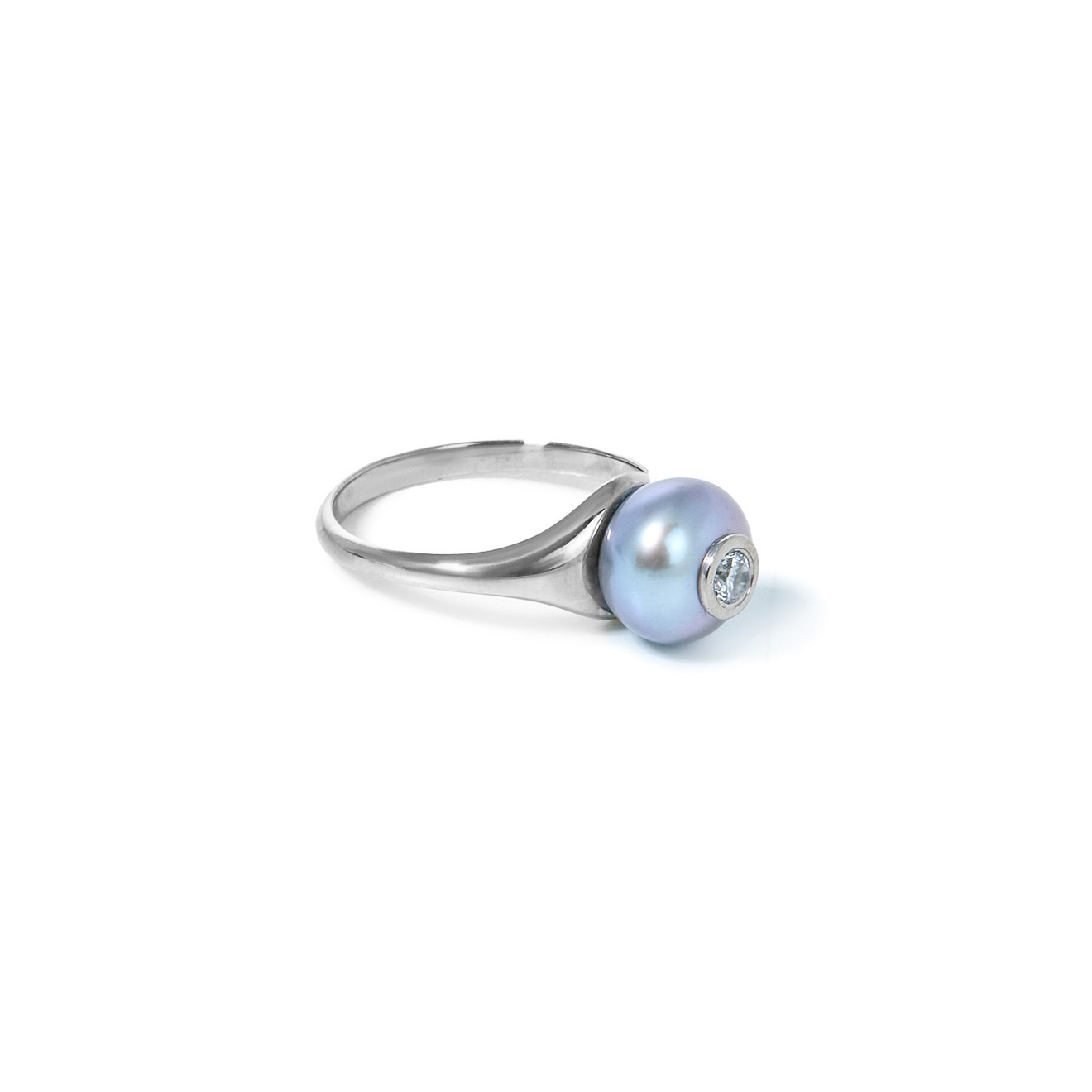 Серебряное кольцо с жемчугом и кристаллом, из коллекции Balancing Pearls