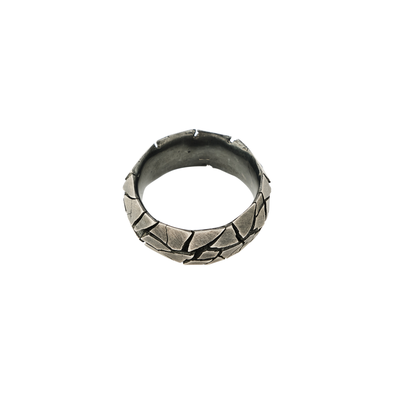 OSSA Кольцо с трещинами из серебра кольцо с кальцитами и жадеитами из серебра