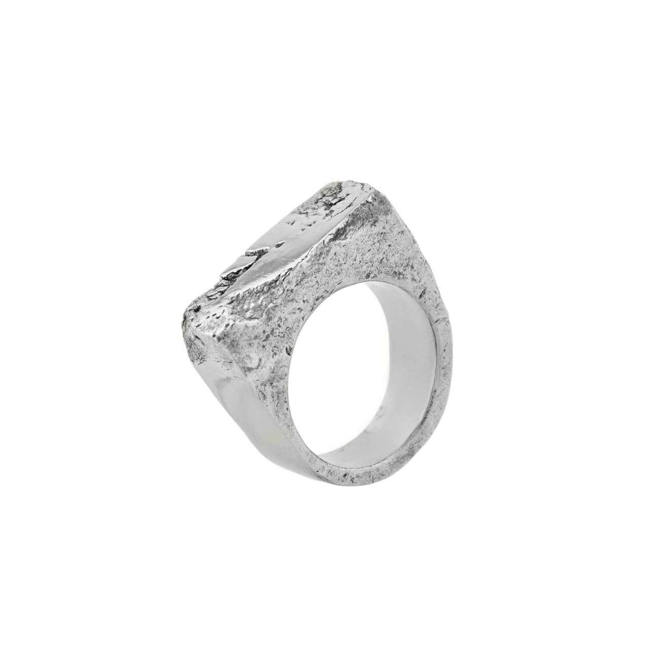 grani jewelry серебряное кольцо dip с изумрудом Grani Jewelry Кольцо Over