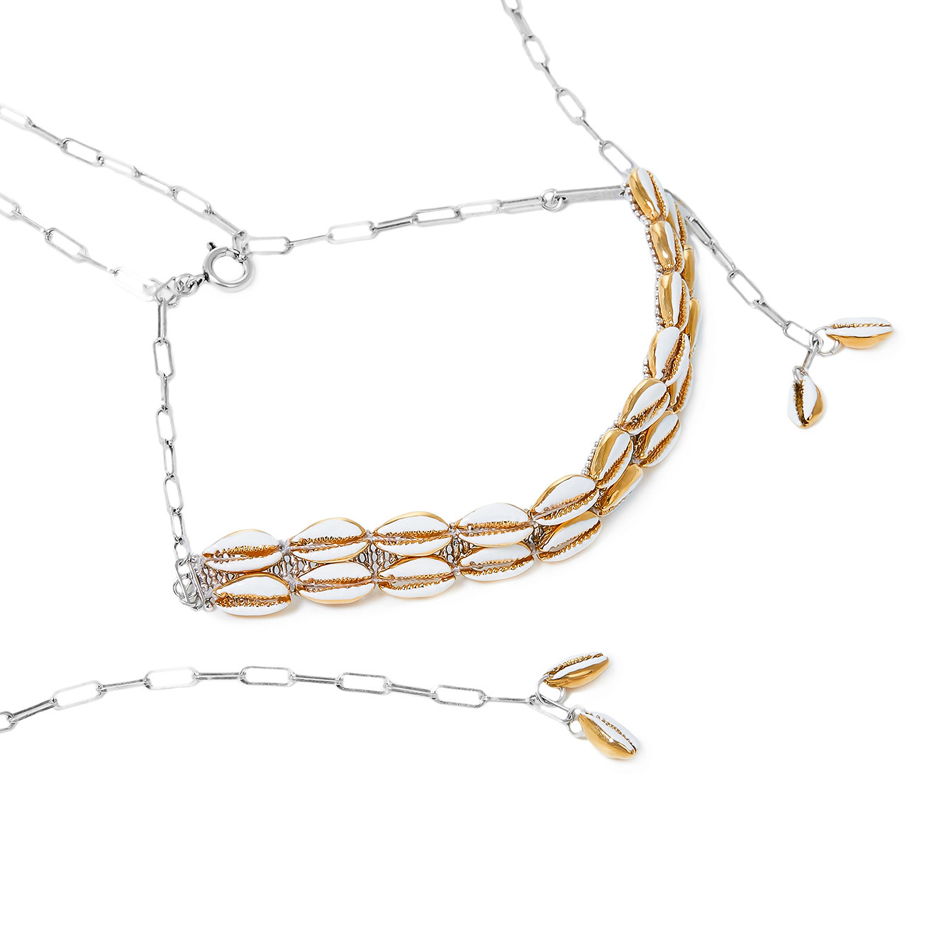 Seashell choker with long chains