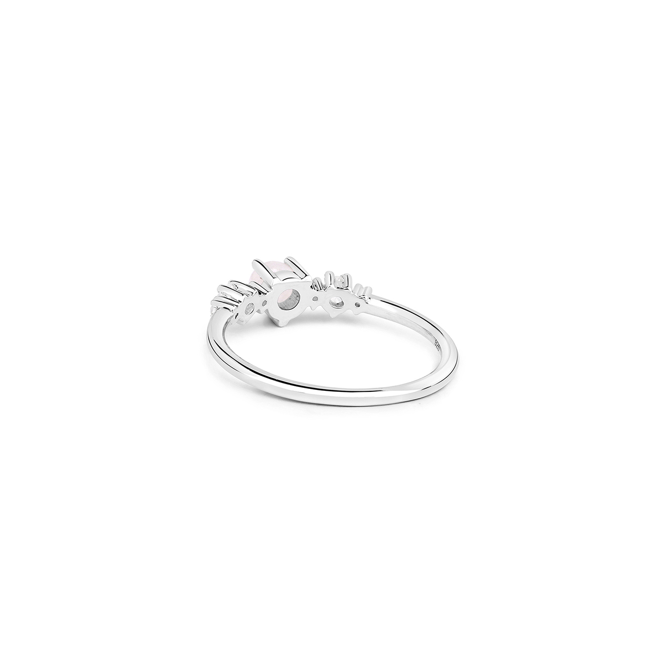 Серебряное кольцо с лунным камнем и топазами, из коллекции Stardust