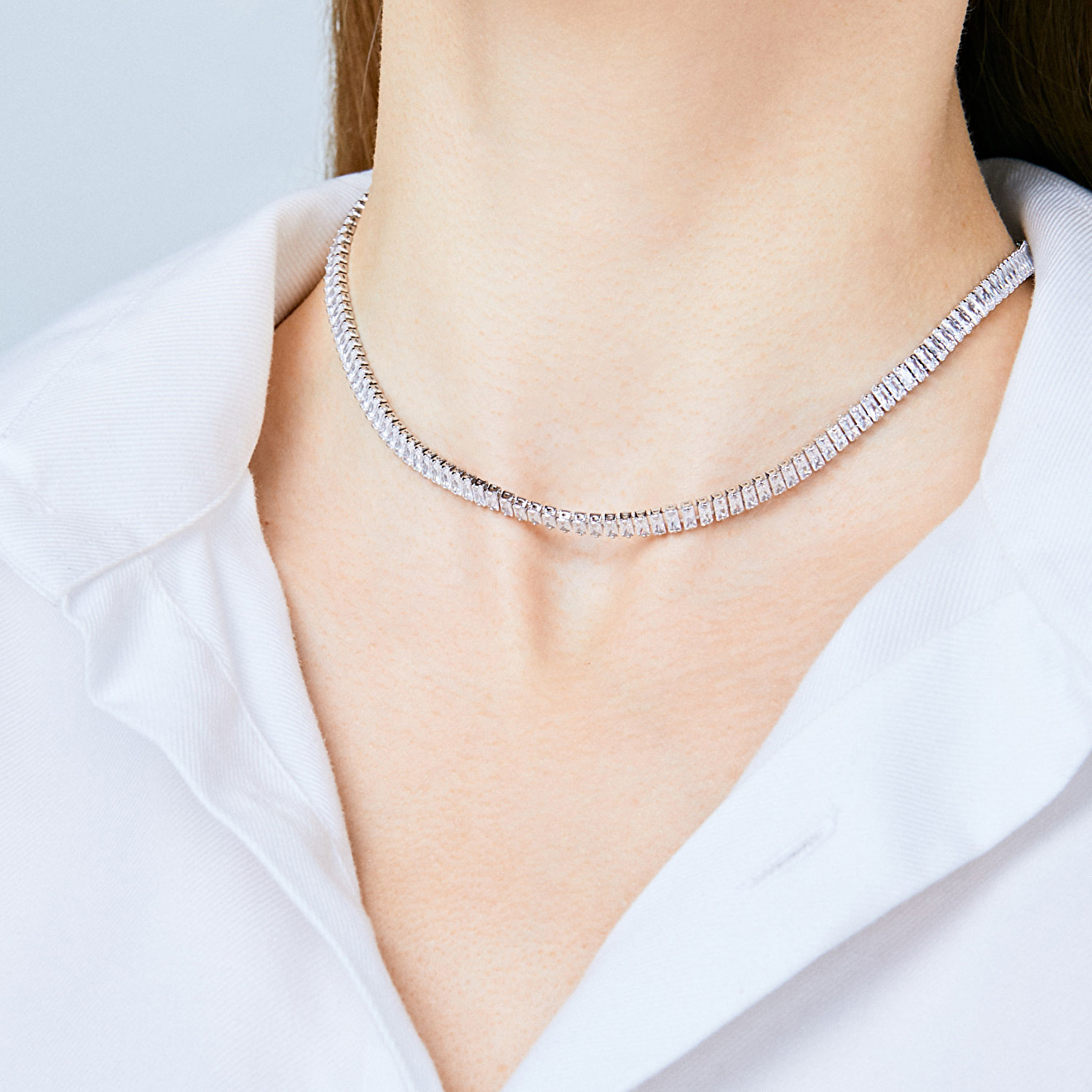 choker necklace with crystals