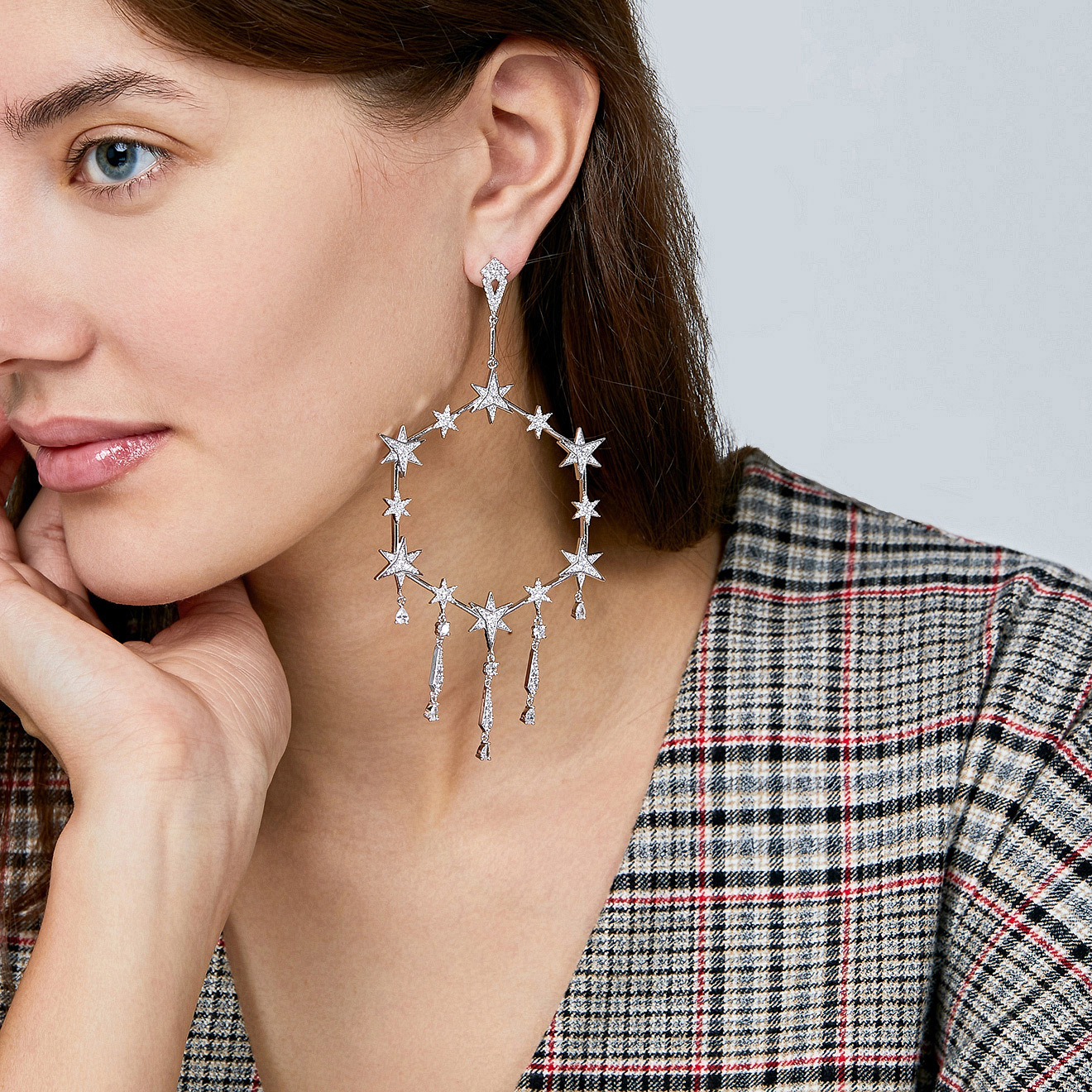 chandelier earrings with stars and crystals