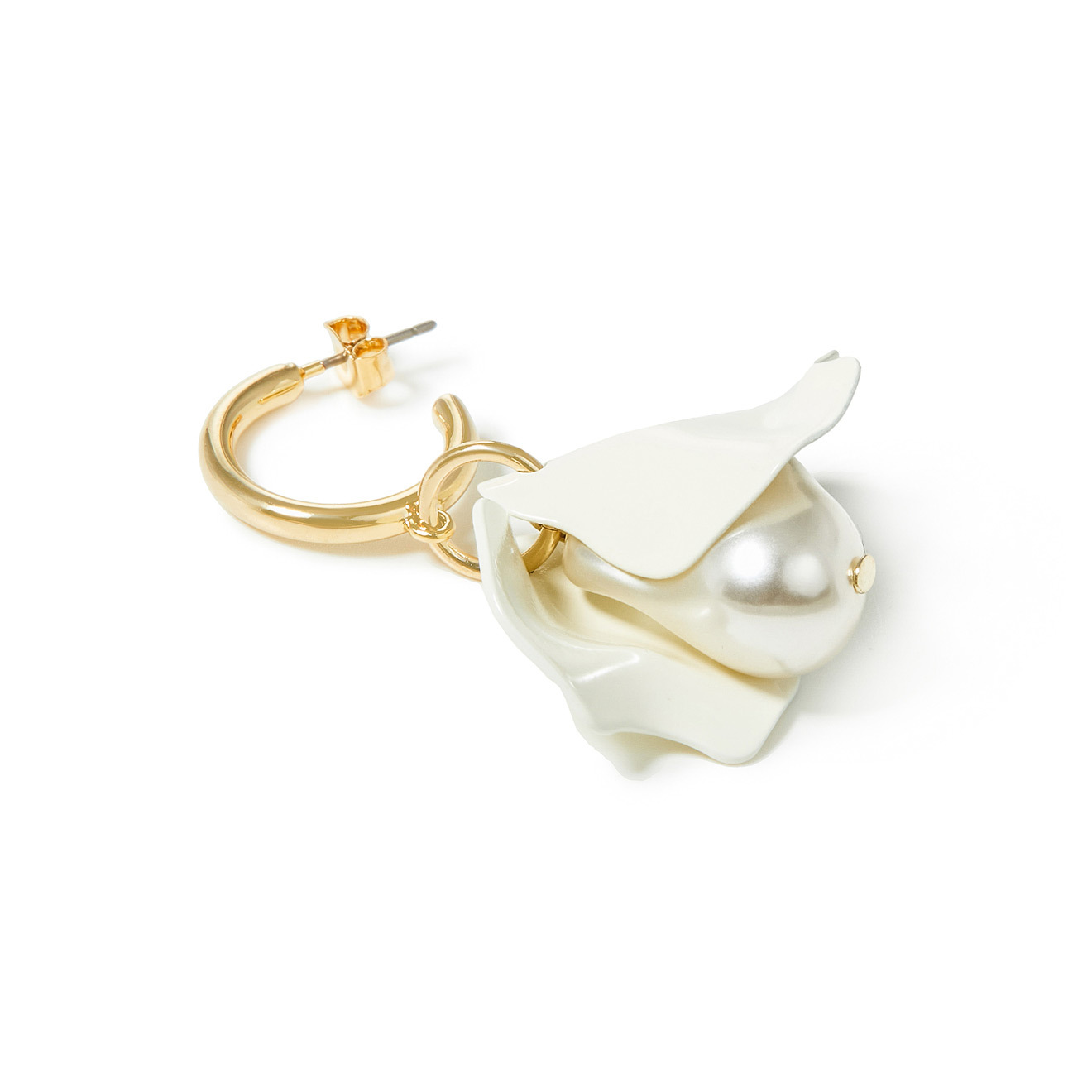 earrings with white petals and pearls