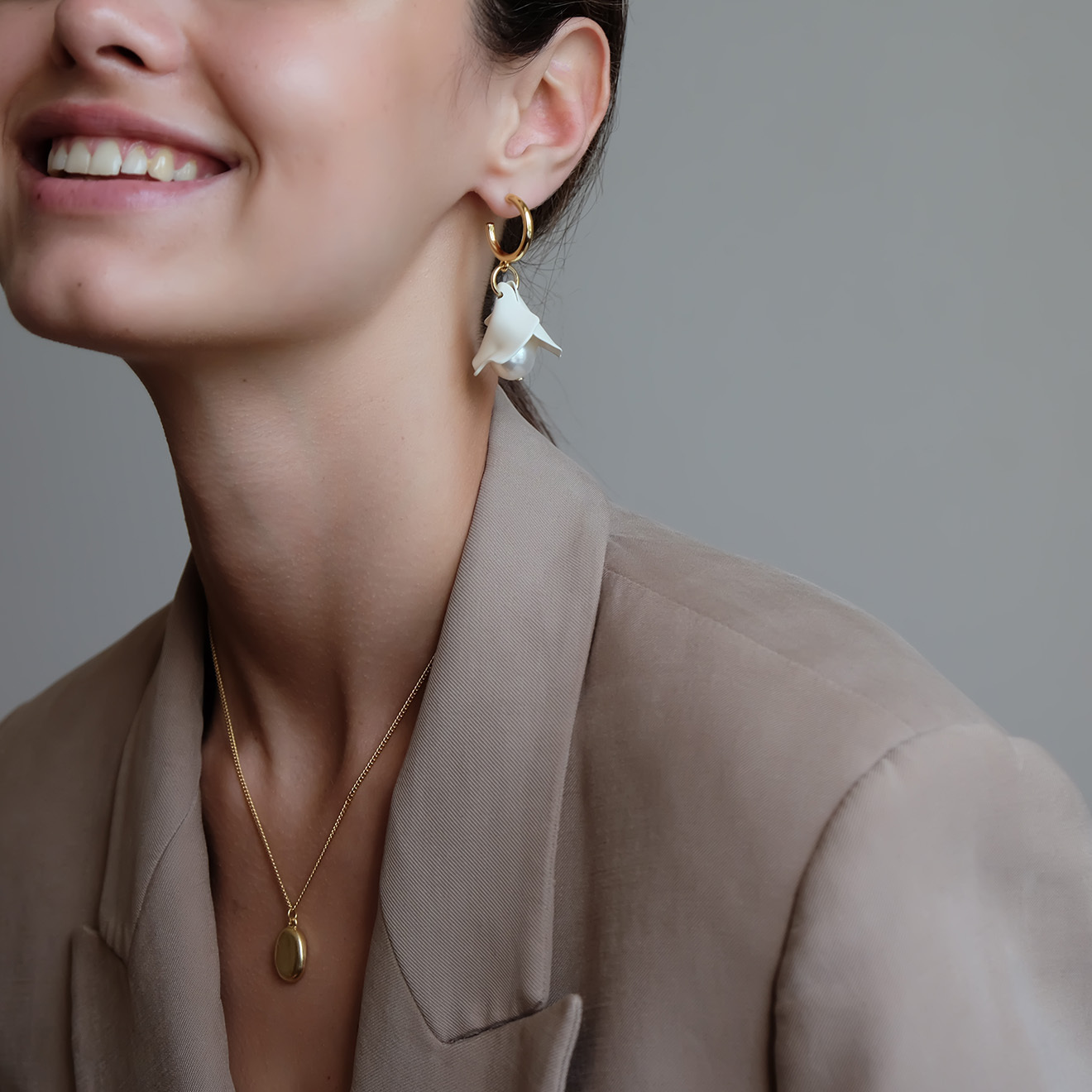 earrings with white petals and pearls