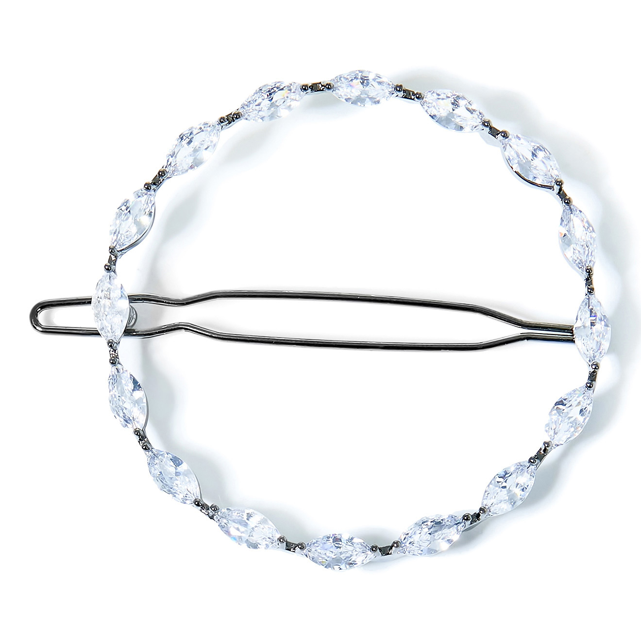 Blackened hairpin-a circle with crystals