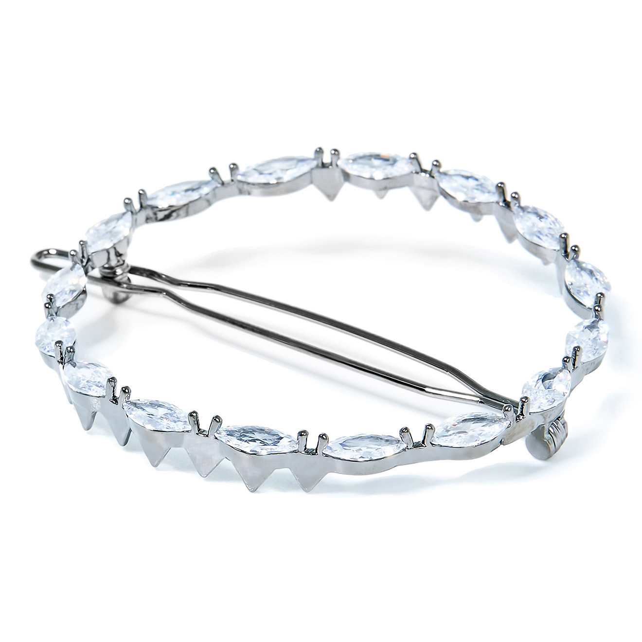 Blackened hairpin-a circle with crystals