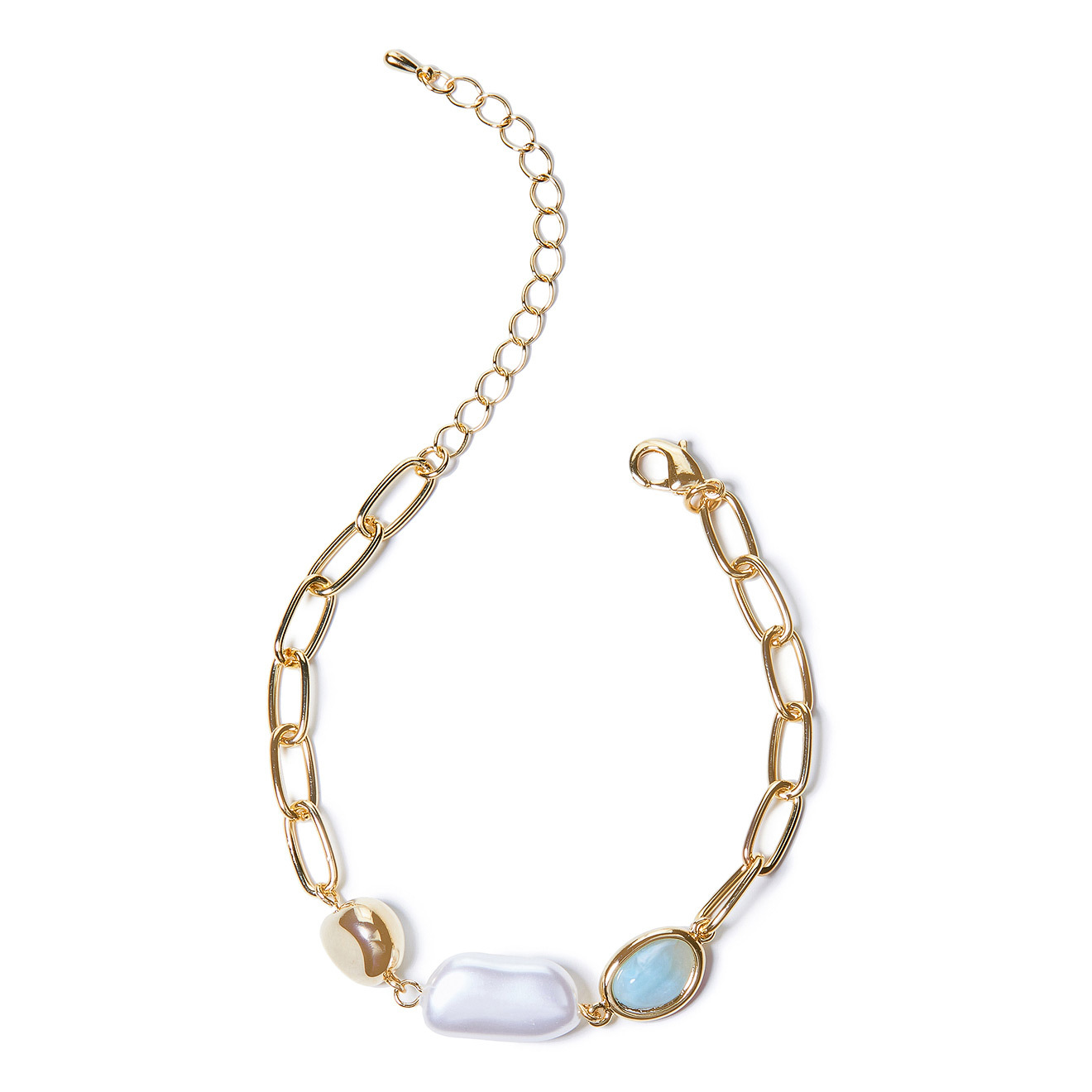 chain bracelet with pearls and blue insert