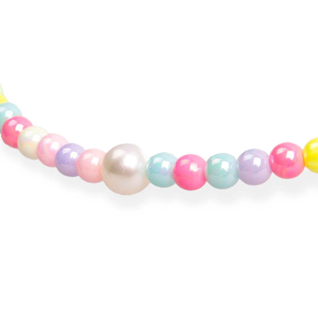 Necklace made of multicolored beads and pearls