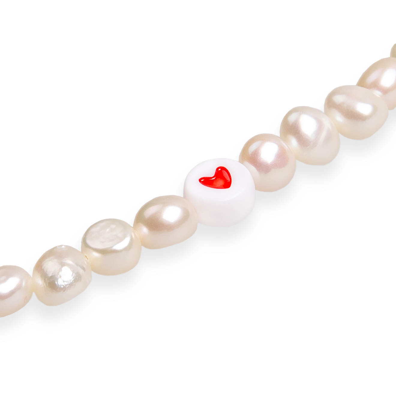 Pearl necklace with hearts