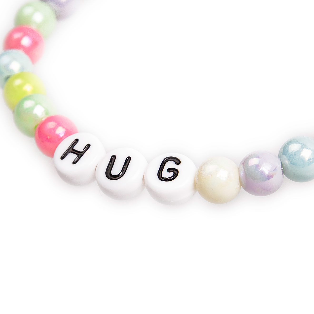 Браслет со словом HUG