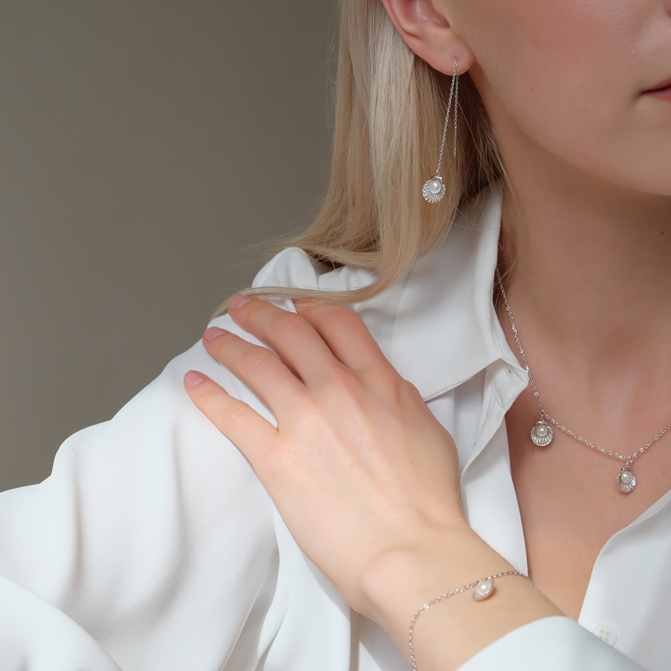 Серьги-протяжки из серебра Ариэль с жемчугом
