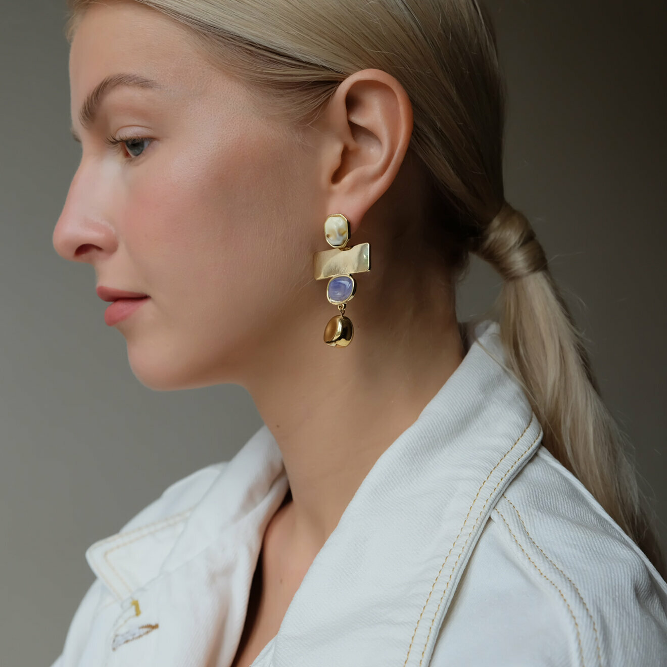 earrings with rectangular pendants and lilac inserts