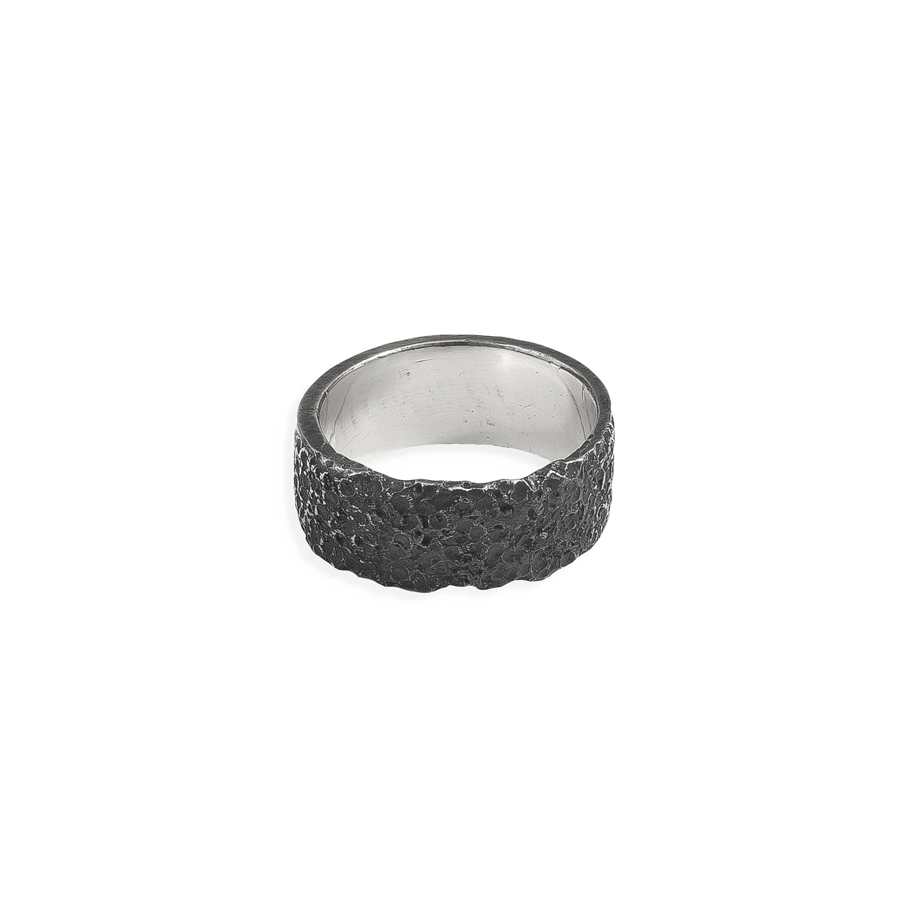 Two-tone textured SA ring made of silver
