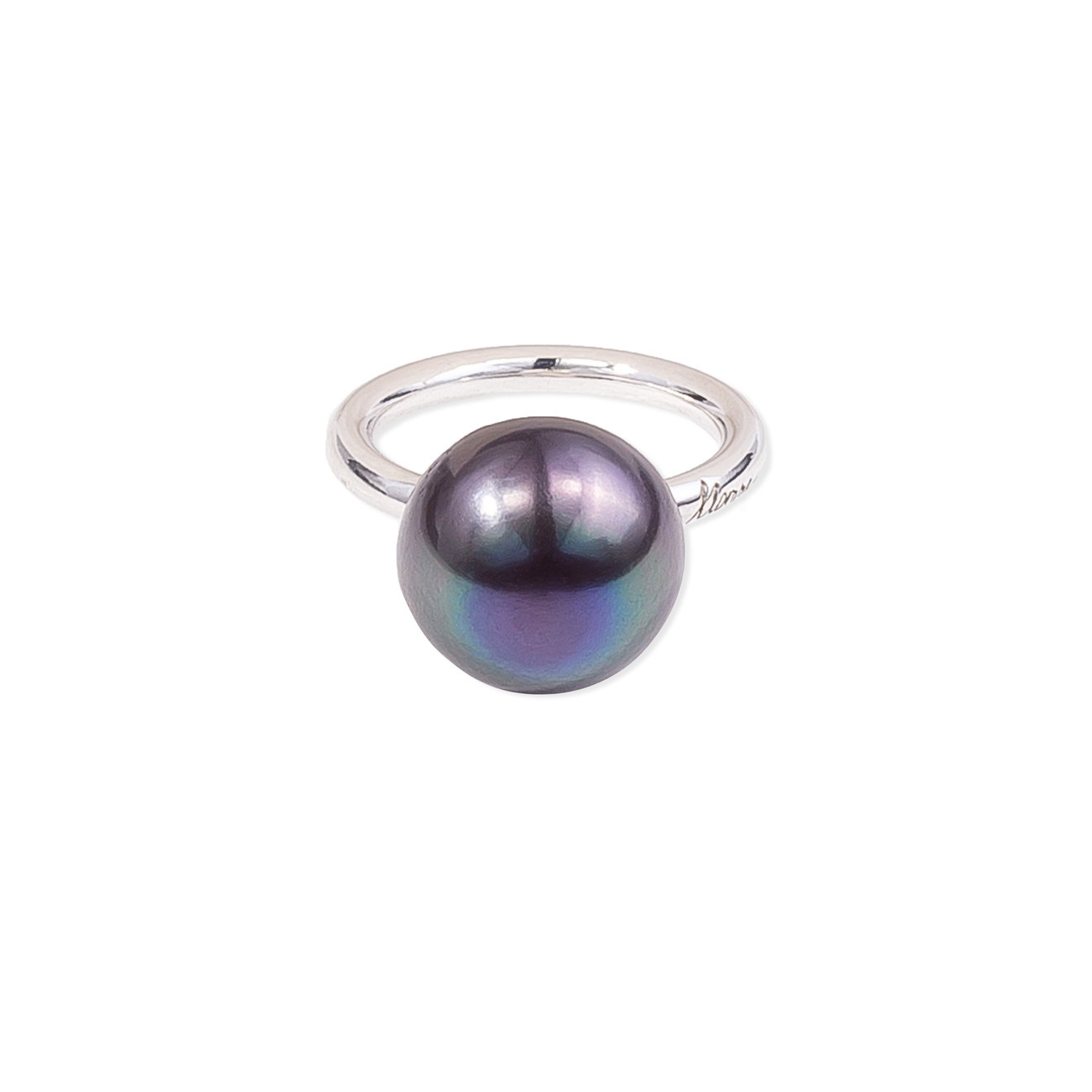 Silver button ring with black pearls