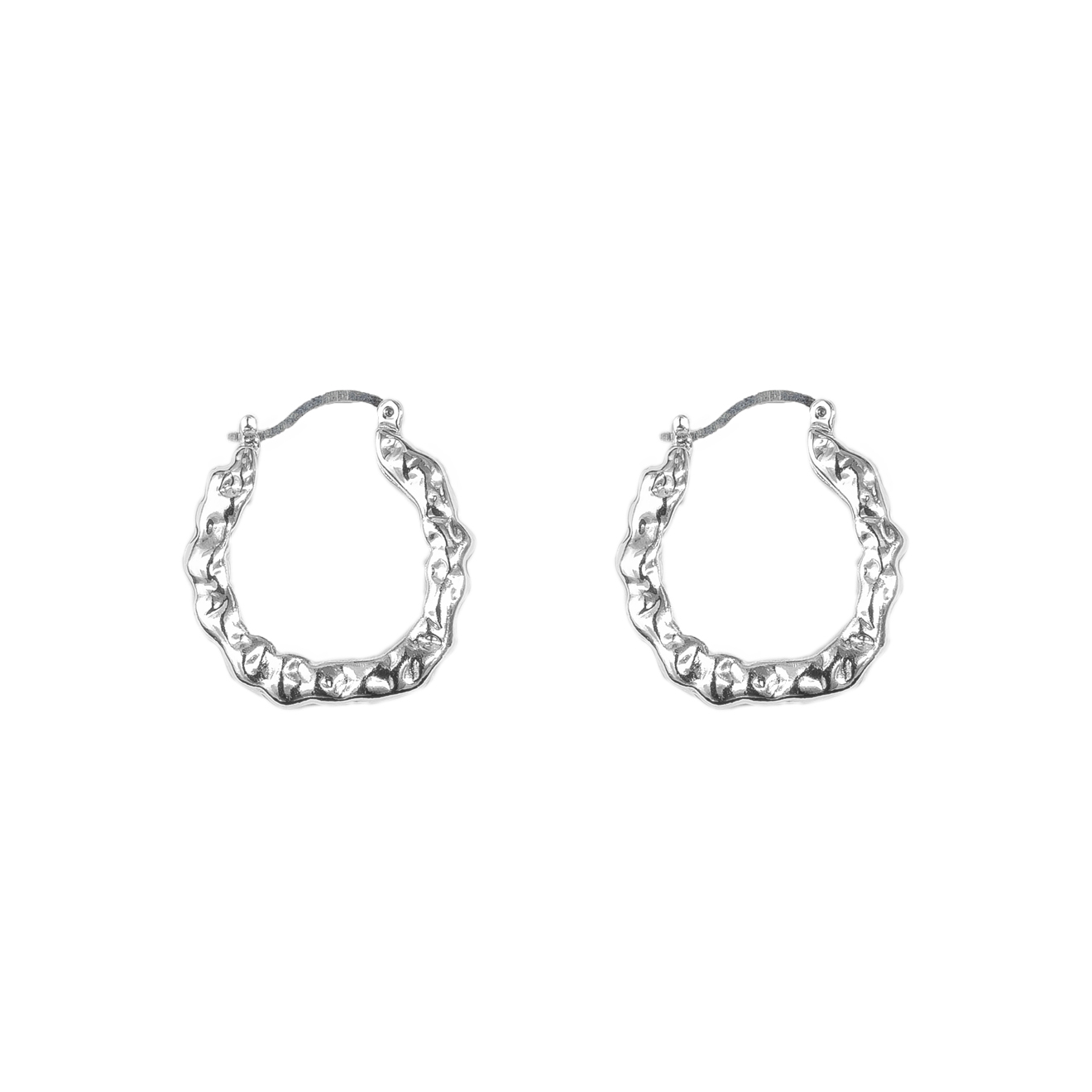 Серебристые серьги-кольца из мятого металла