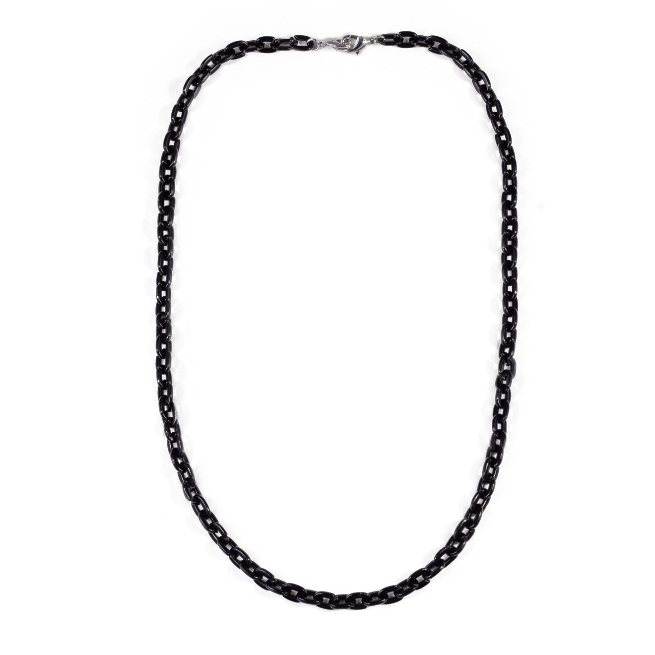 Black chain for a mask of links