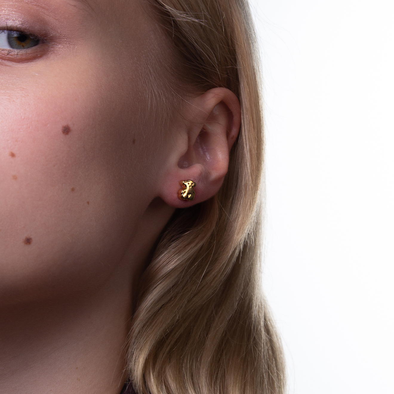 Yellow Gold Romance Earrings