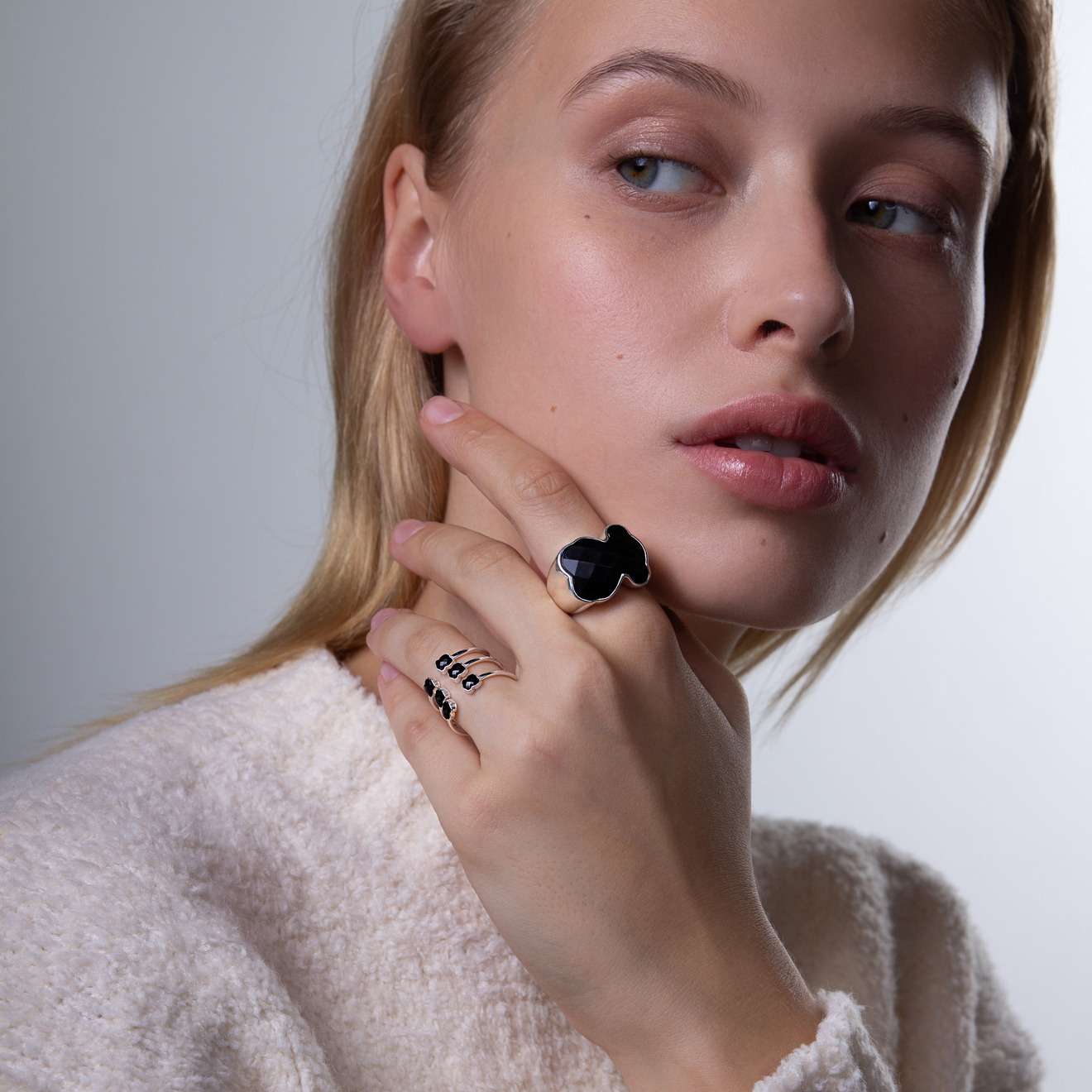 Tous onyx ring 2025