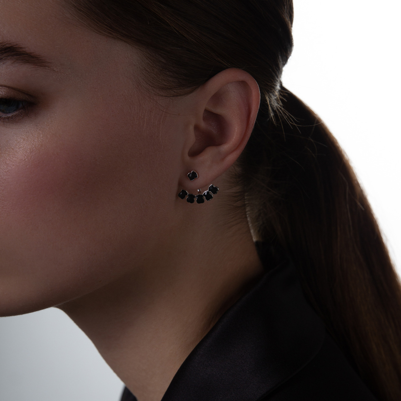 Mini Onix earrings made of premium silver with onyx