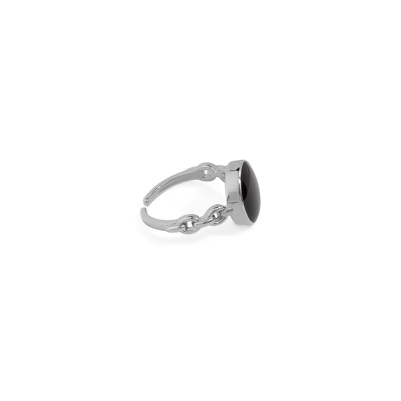 ring-chain with black stone