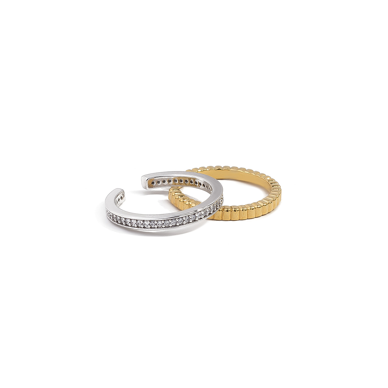 Bicolor set of rings with crystals