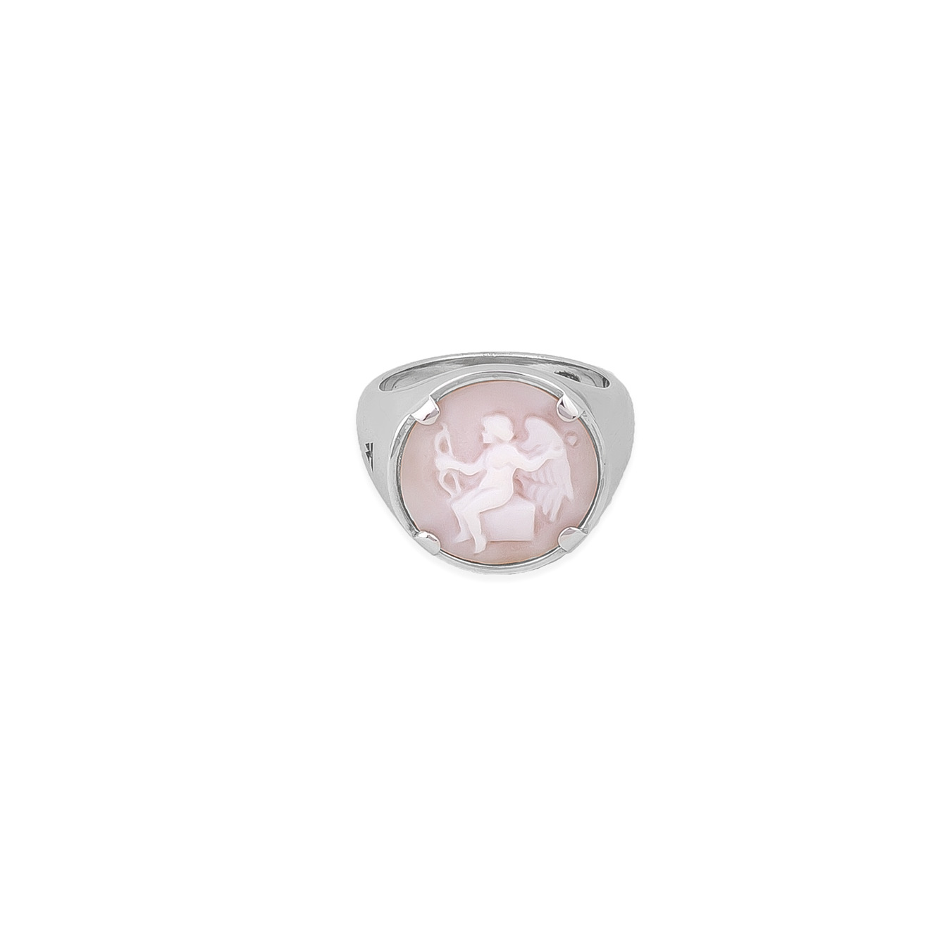 Signet ring made of silver with plastic