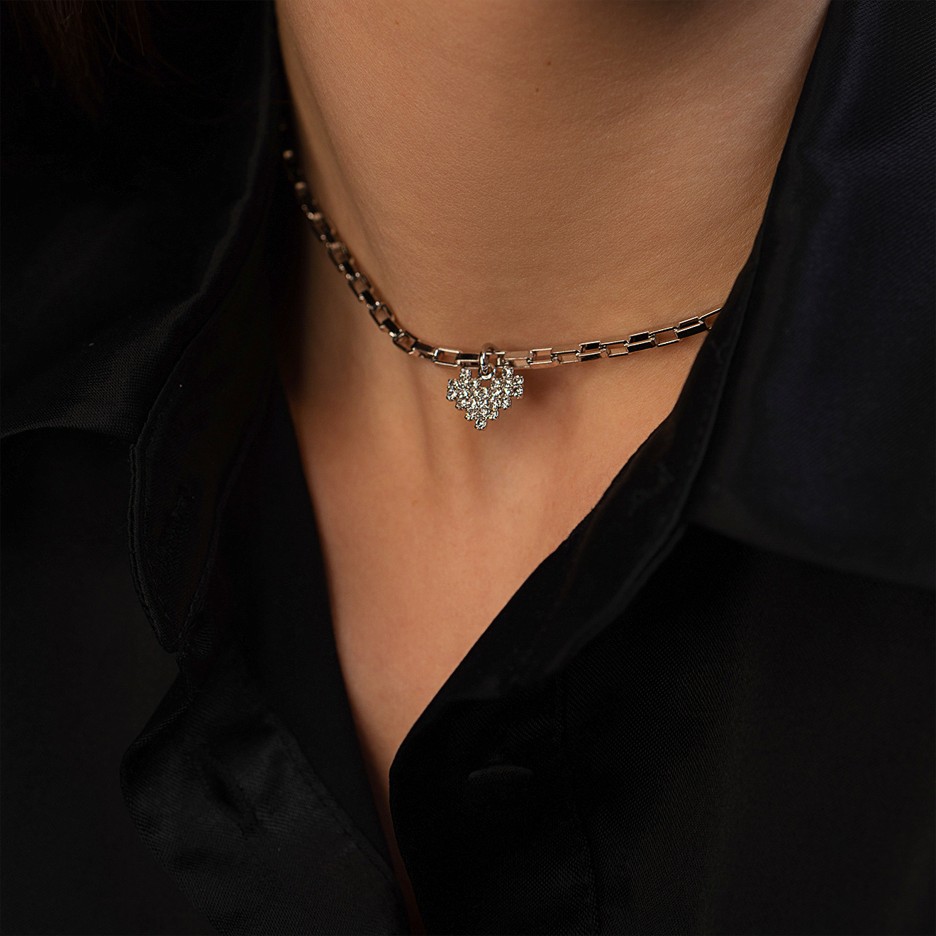chain with crystal heart