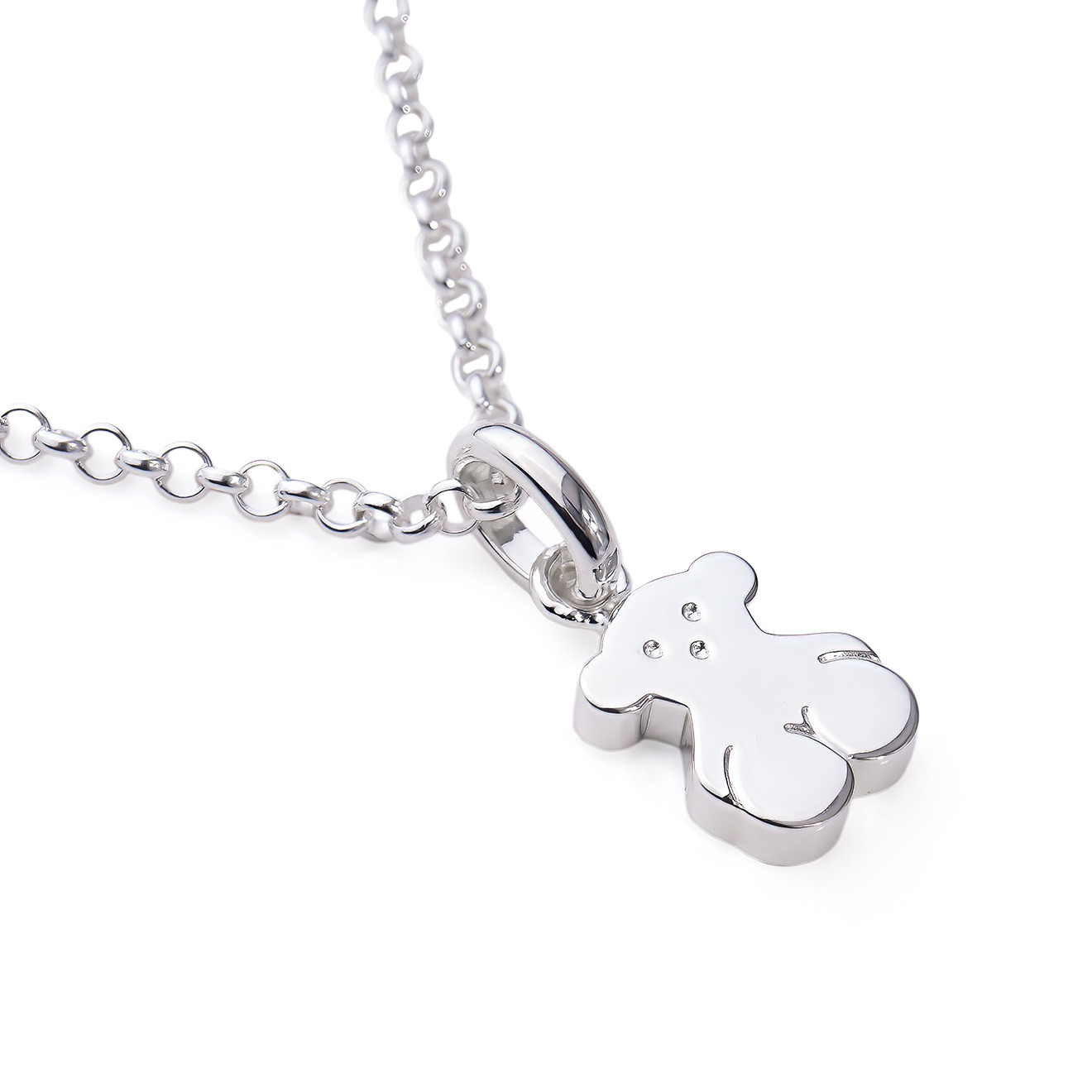 Silver teddy bear pendant