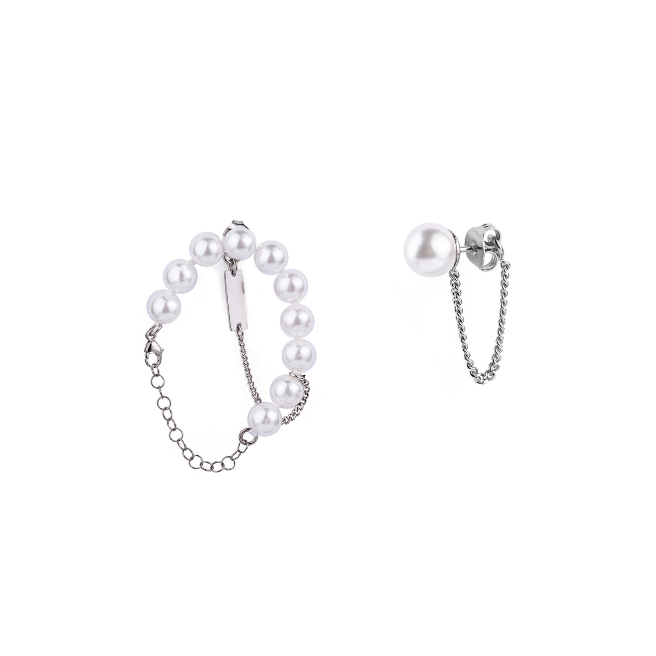 Asymmetric earrings with artificial pearls