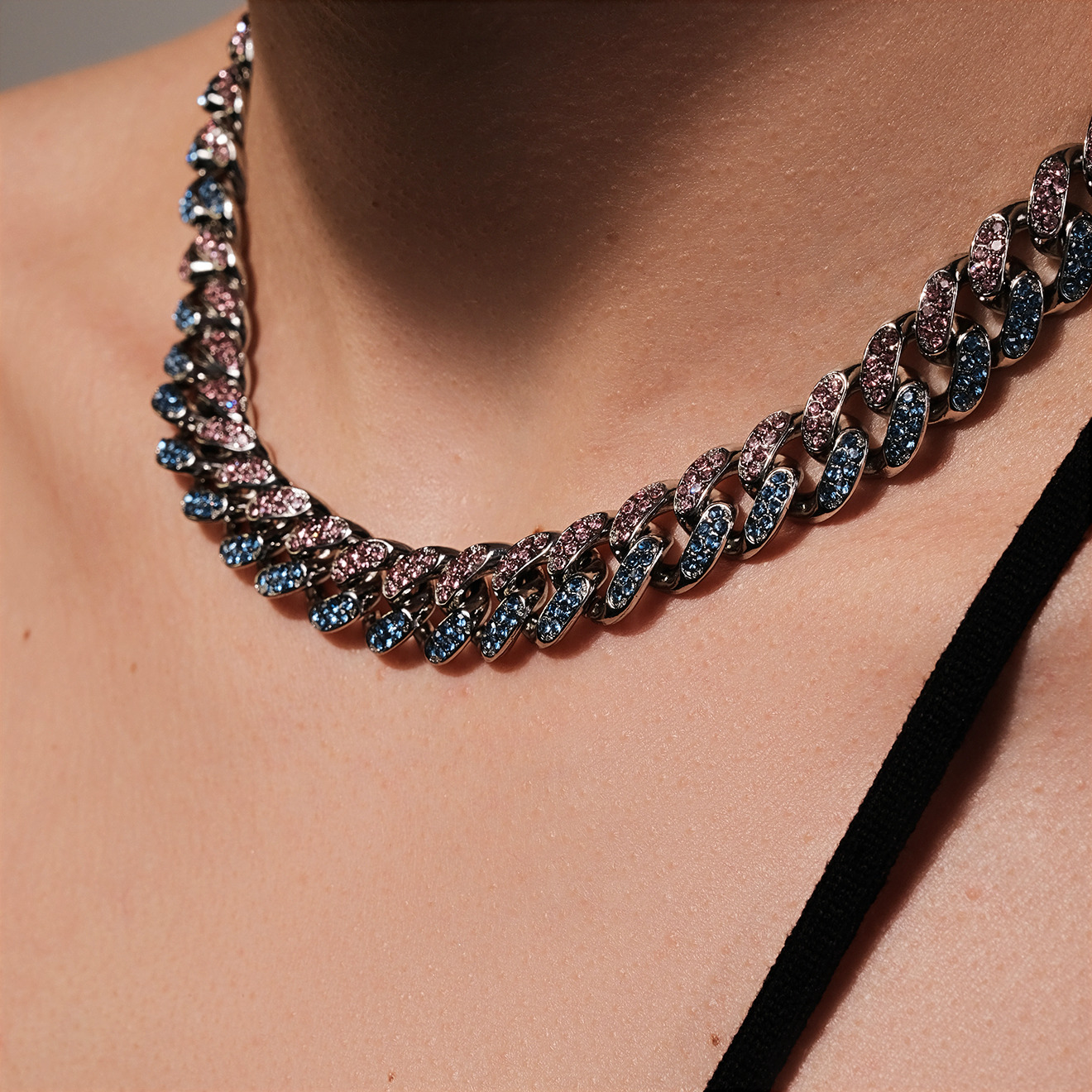 Chain necklace with blue and pink crystals
