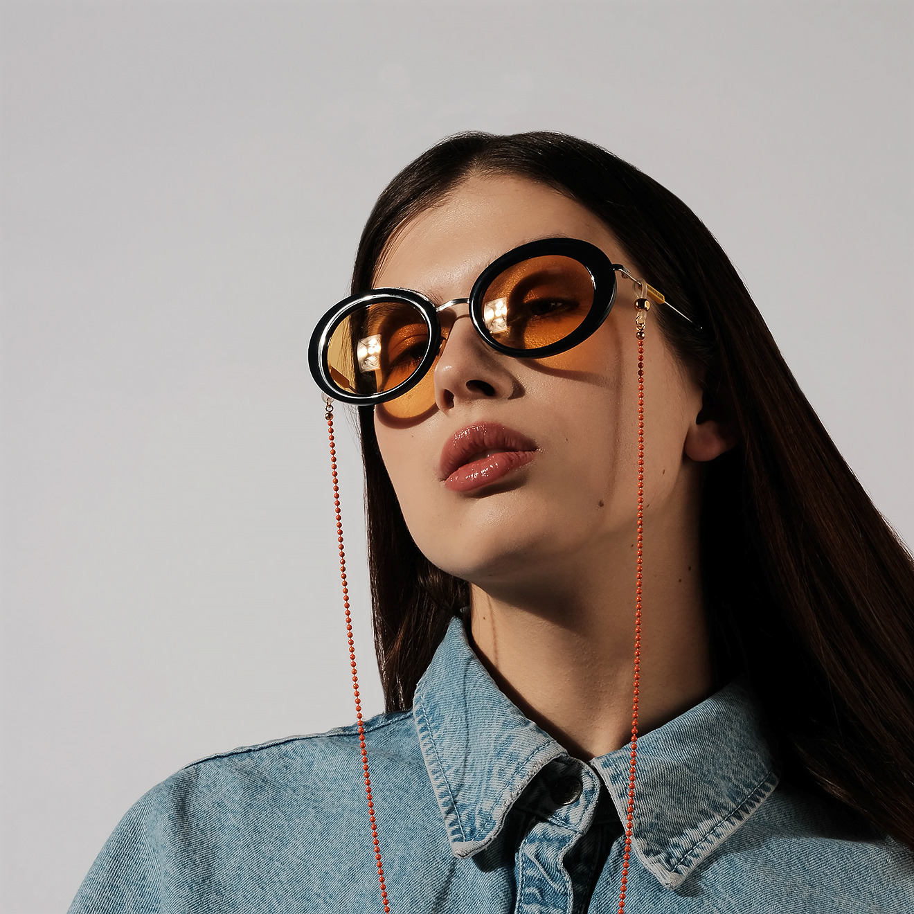 Orange chain for glasses