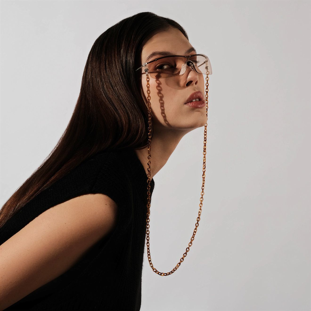 Brown chain for glasses from links