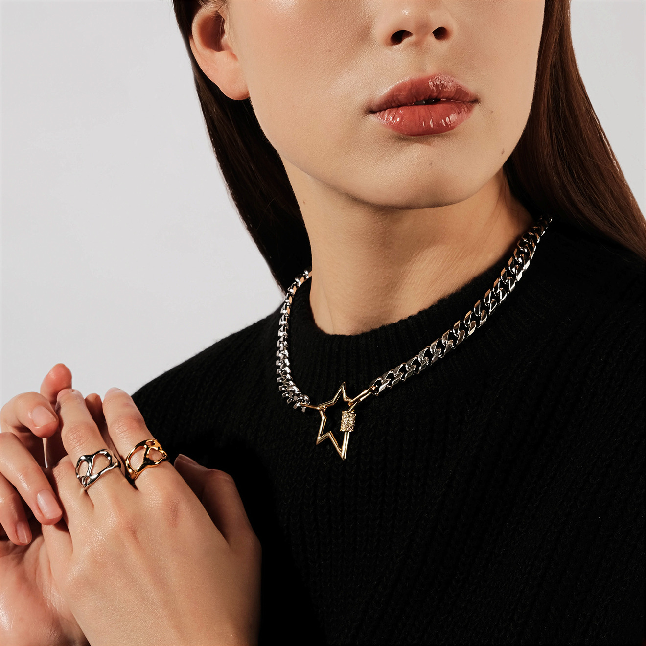Chain Necklace with Star carbiner