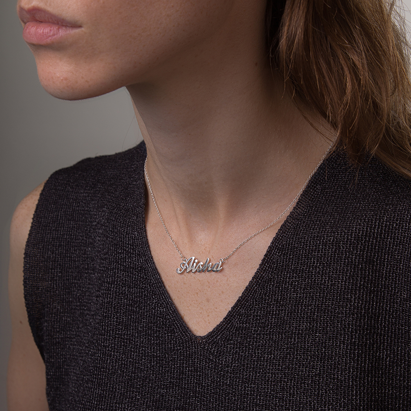 Aisha name pendant made of silver