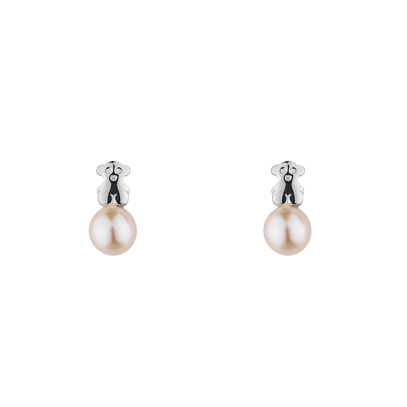 Stud earrings made of silver with pearls